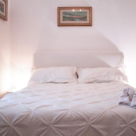 バーリLuxury Bnb Pisacaneアパートメント エクステリア 写真