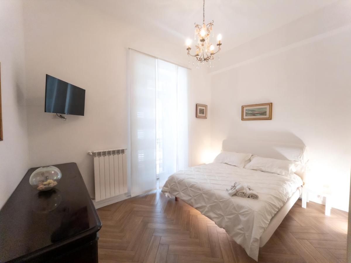 バーリLuxury Bnb Pisacaneアパートメント エクステリア 写真