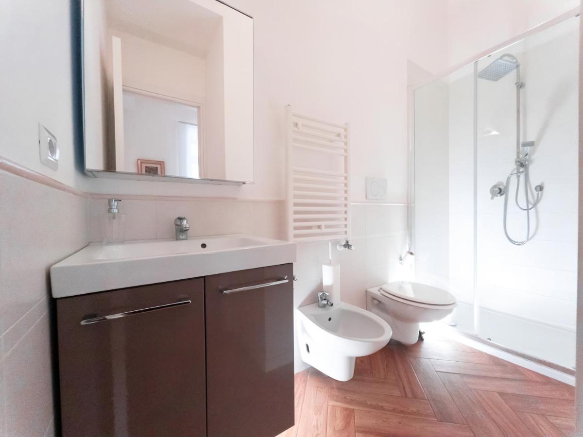 バーリLuxury Bnb Pisacaneアパートメント エクステリア 写真